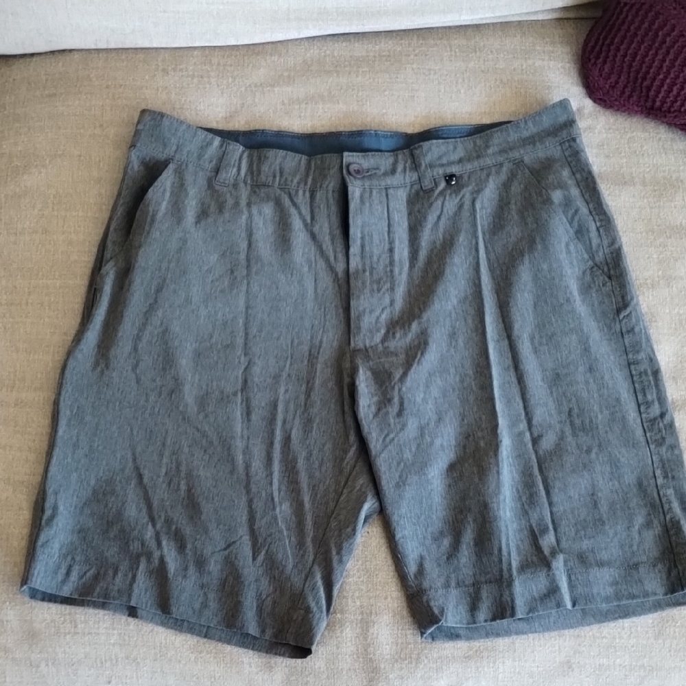 V46 Golf Shorts